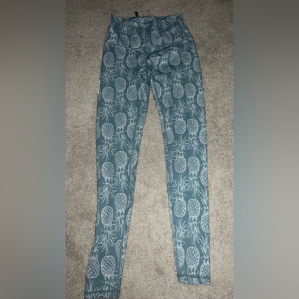 New - love & fitness workout leggings. Great condition , beautiful fit.